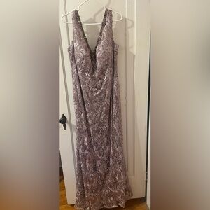 Elegant Lace Evening Gown